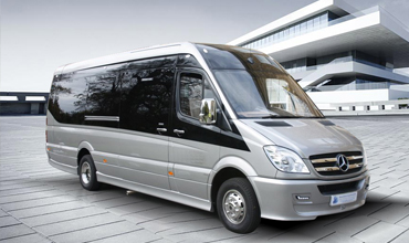 Minibus Hire in Leeds